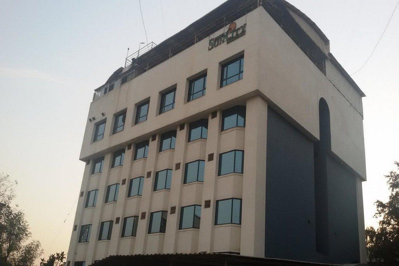 Hotel Suncity Residency Mumbai  Buitenkant foto