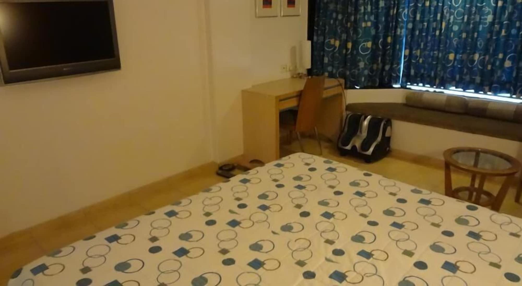 Hotel Suncity Residency Mumbai  Buitenkant foto