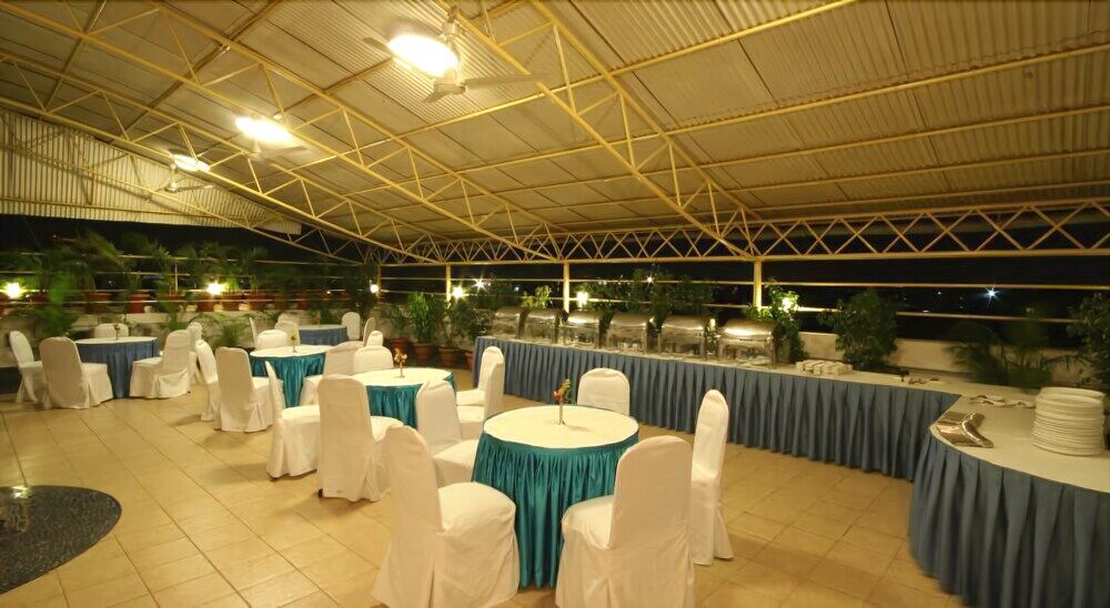 Hotel Suncity Residency Mumbai  Buitenkant foto